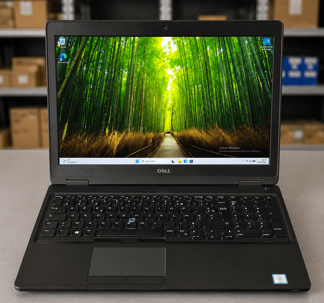 Dell Latitude 5590 15,6" – Intel Core i5-8350U – 8 Go RAM – SSD 256 Go – Windows 11 Pro 25H2