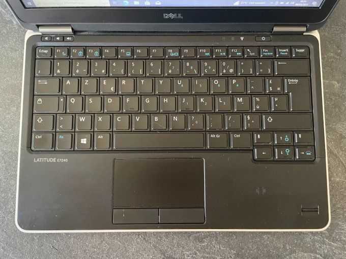 Dell Latitude E7240 12" Core i5 1,9 GHz - SSD 128 Go - 8 Go AZERTY - Français