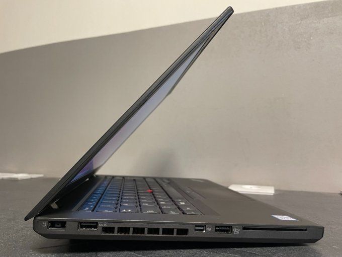 Lenovo Thinkpad T460 14" Core i5 2,40 GHz - 500 Go - 4 Go AZERTY - 