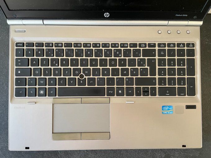 HP EliteBook 8560P 15,6" Core i5 2,6 GHz - HDD 500 Go - 4 Go AZERTY - 