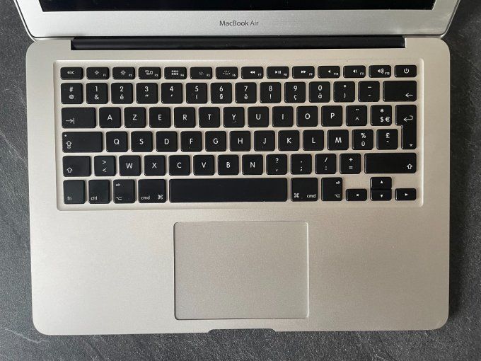 MacBook Air 13" i7 8 Go 256 Go SSD (2017) - AZERTY - Français 