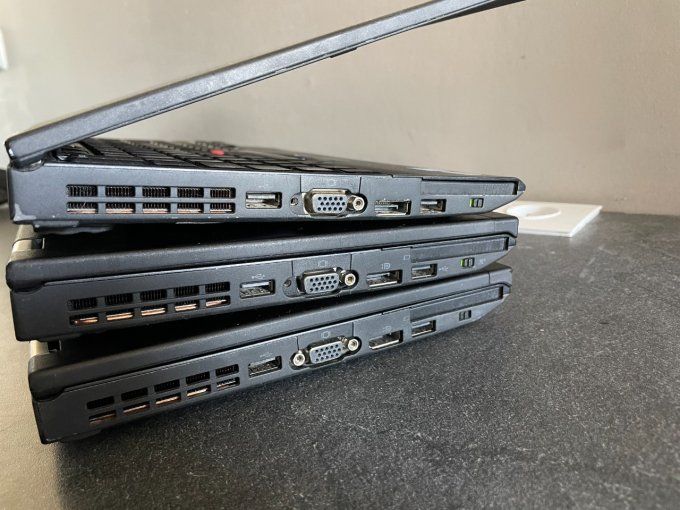 Lenovo X220 12,5" i5 4Go 500 Go - wifi - bluetooth - AZERTY - FRANCAIS