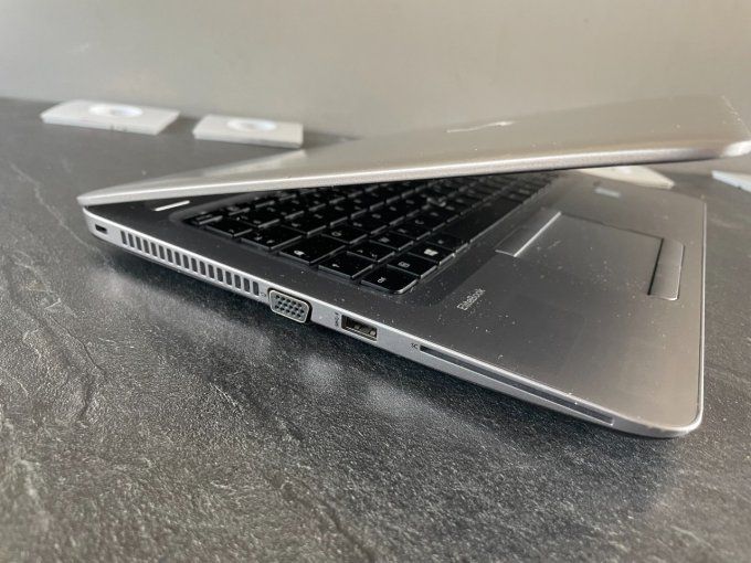 HP EliteBook 840 G3 14" Core i5 2,4 GHz - 500 Go - 16 Go AZERTY 