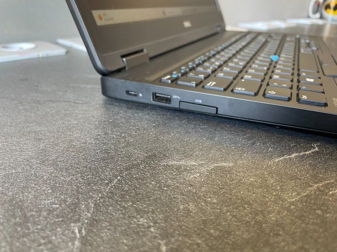 Dell Latitude E5580 15,6" Core i5 2,60 GHz  - 8 Go AZERTY - Français 