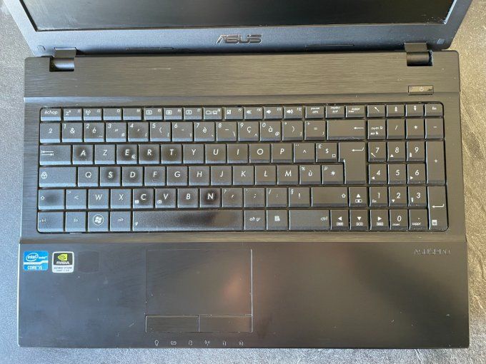 Asus pro P535 i5 2450M 2,50Ghz 4Go 500Go wifi webcam AZERTY
