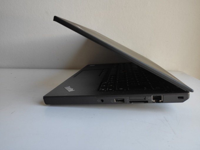 LENOVO THINKPAD x260 i5/ 8Go/ wifi/ webcam/ écran 12.5“ 