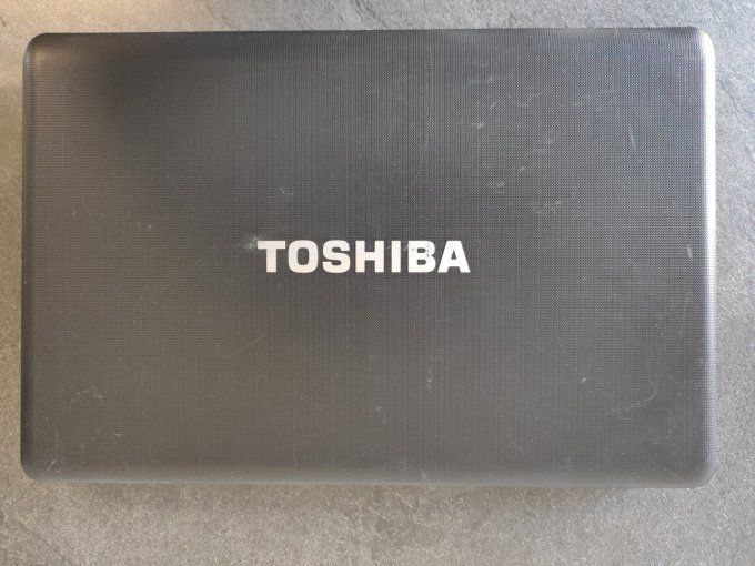 Toshiba SATELLITE PRO C660 i3/ 4Go/ 500Go/ Bluetooth/ Wifi/ Webcam 15.6"