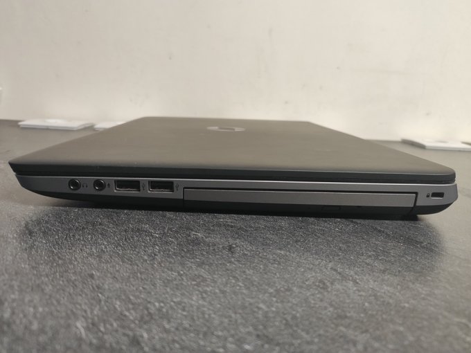 HP ProBook 450 G1 15,6" i5  2,5 GHz - 4Go - HDD 500 Go - 4 Go AZERTY