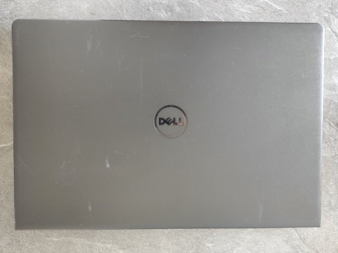 Dell Vostro 3558 15" Core i5 2,20 GHz - 180 GoSSD - 4Go AZERTY - Français