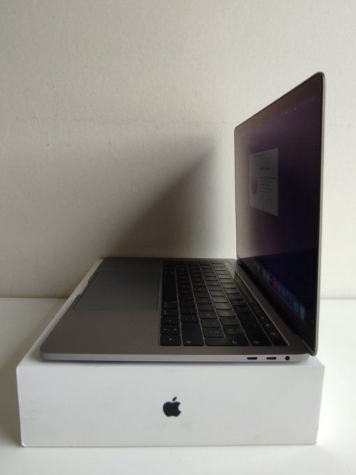 MacBook Pro 13" i5 512 SSD 8GO (2019) - AZERTY - Français complet