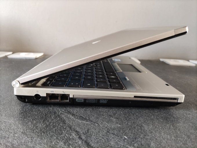 HP EliteBook 2560P 4Go 320GO 12" Core i5 2,5 GHz - AZERTY - Français