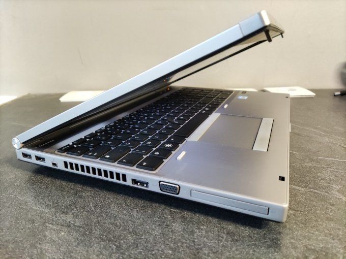 HP EliteBook 8570P 15,6" Core i5 2,6 GHz - HDD 500 Go - 4 Go AZERTY -