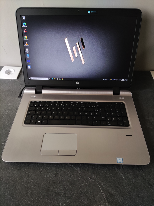 Hp ProBook 470 G3 17,3" Core i5 2,4 GHz 4Go 500 Go - AZERTY - Français - 