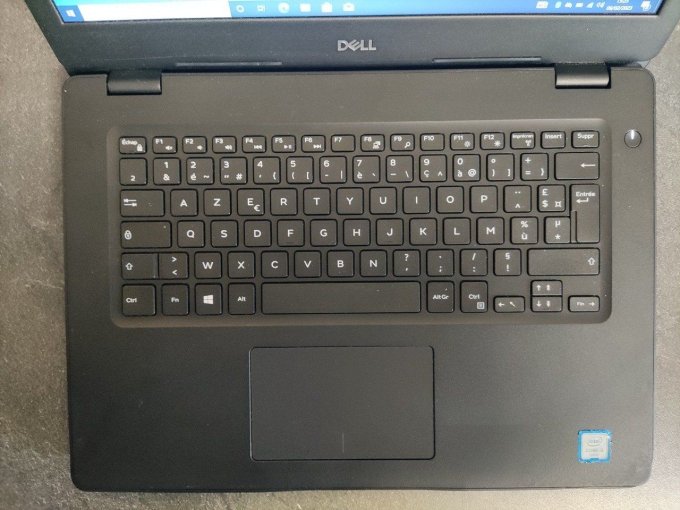 Dell Latitude 3490 14" Core i3 2 GHz - SSD 256 Go - 4 Go AZERTY Francais - 