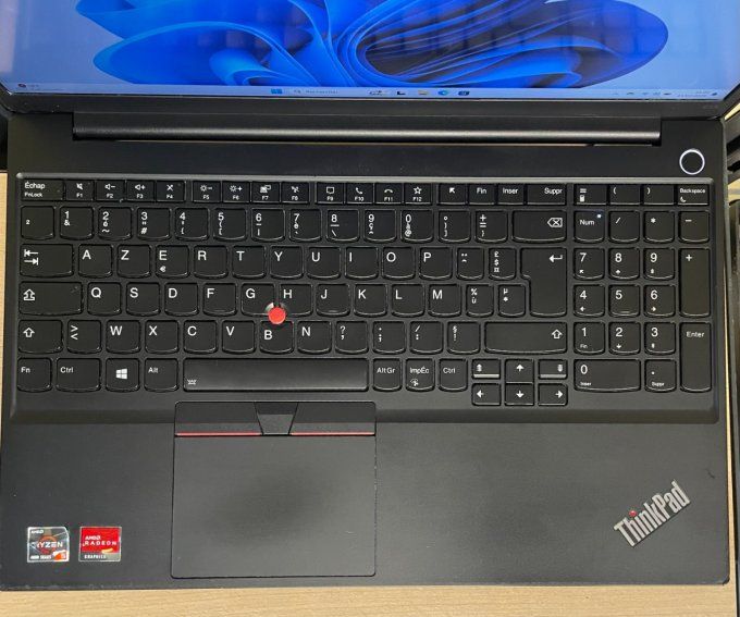 Lenovo ThinkPad E15 AMD RYZEN 5 8Go 256SSD Nvme