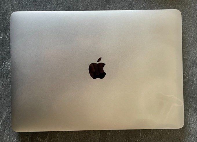 MacBook Pro 13" Retina (2017) - Core i5 2.3 GHz 1000Go SSD nVme - 16Go AZERTY - Français - 