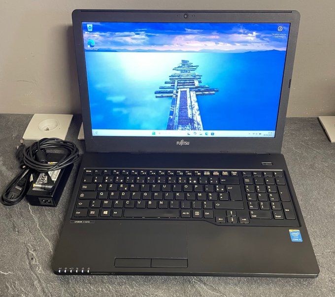 Pack PC portable, avec valise au choix -