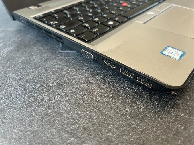 LENOVO THINKPAD L570  15,6" i5 wifi bluetooth 