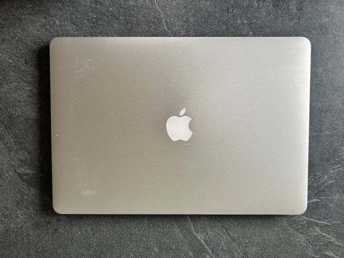 MacBook PRO 15" i7 16 Go 128 Go SSD - Rétina AZERTY - Français  -  MacOs Bigsur 2023