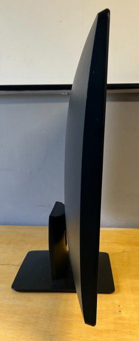 HP P240VA Moniteur LED 24" 1920x1080 VA D-SUB HDMI Noir