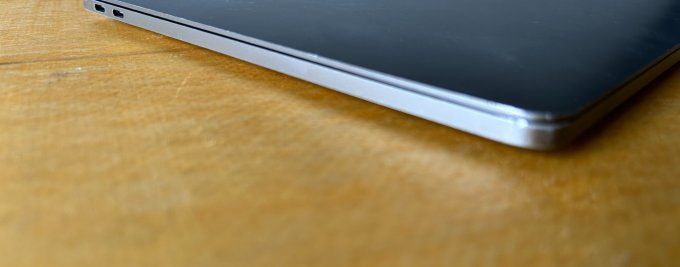 MacBook PRO 13" i5 8 Go 256 Go SSD - Rétina AZERTY - Français - MacOs  -Ventura 2025