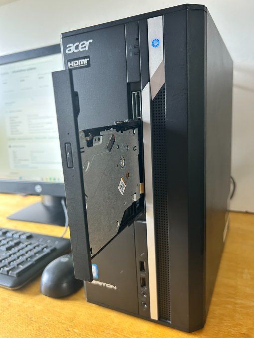Acer Veriton ES2710G Core i3 7100 3,9 GHz - 256Go SSD RAM 4 Go  - 