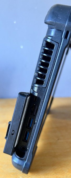 Xplore X101B1 10"1 quad core 4 Go 128Go SSD Wifi Bluetooth seule ou complète 