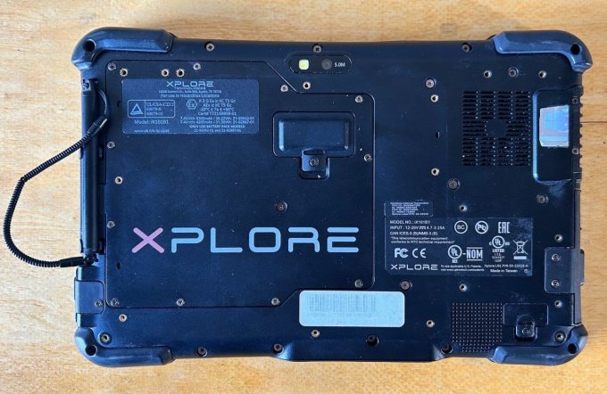 Xplore X101B1 10"1 quad core 4 Go 128Go SSD Wifi Bluetooth complète