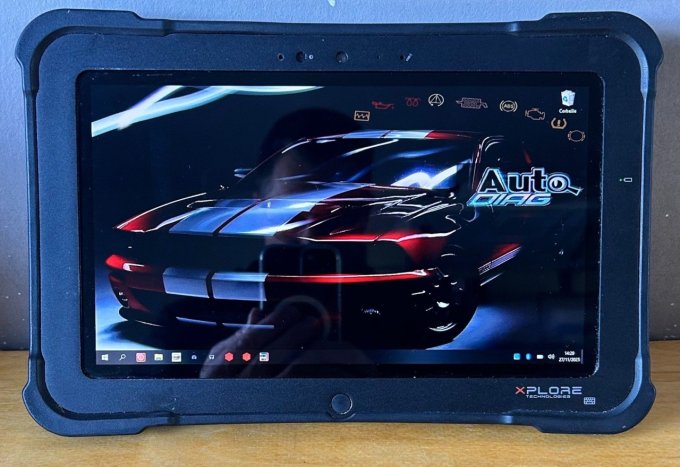 Xplore X101B1 10"1 quad core 4 Go 128Go SSD Wifi Bluetooth complète