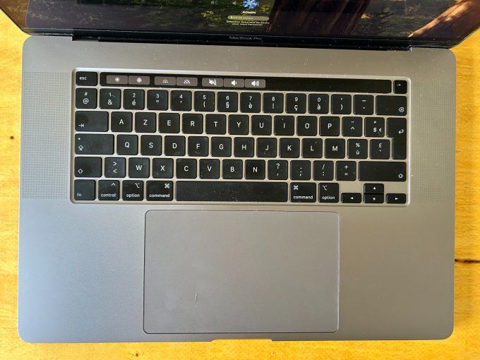 MacBook PRO 16" 2019 i9 32Go 1To SSD - Rétina AZERTY - Français - MacOs Sequoia 2025