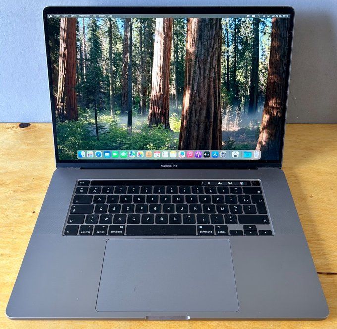 MacBook PRO 16" 2019 i9 32Go 1To SSD - Rétina AZERTY - Français - MacOs Sequoia 2025