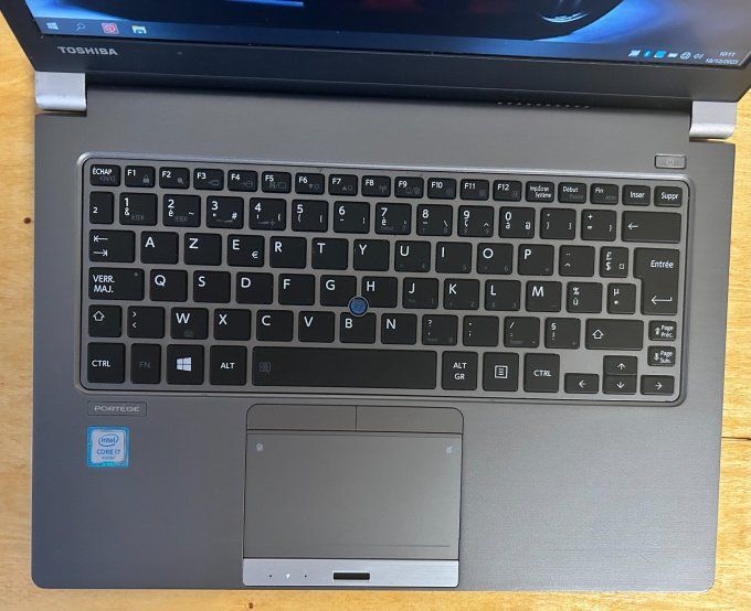 Toshiba Portégé Z30C 14" Core i7 2,50 GHz - SSD 256 Go - 8 Go AZERTY - Français 