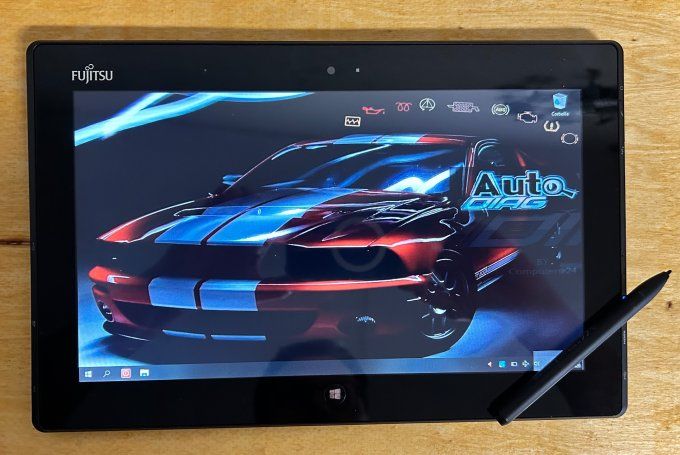 FUJITSU Stylistic Q702 11,6" i5 4Go 120 Go SSD wifi bluetooth avec stylet seul ou complet - 