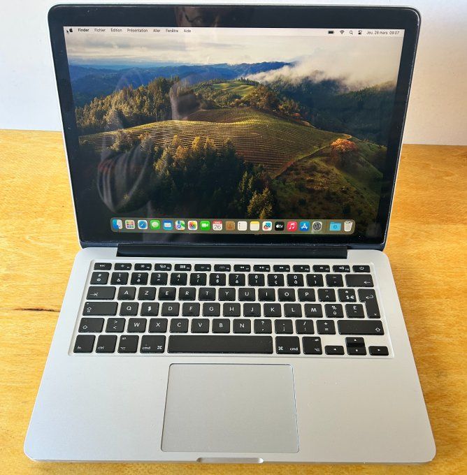 MacBook Pro 13" rétina i5 128 SSD 4GO  - AZERTY - Français  -MacOs Séquoia 2025