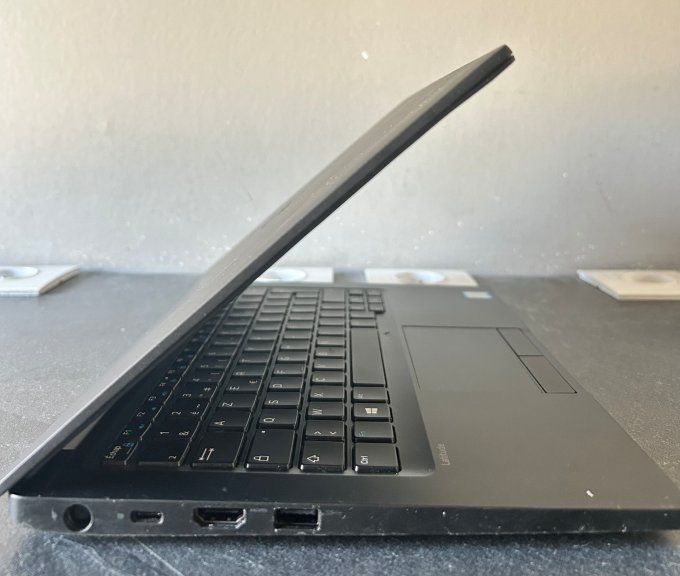 Dell Latitude E7280 12" Core i5 2,40GHz - SSD 256 Go - 8 Go AZERTY - Français - 