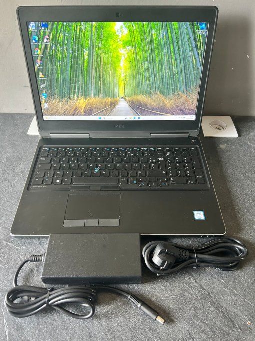 Dell Precision 7520 i7 256SSD 8Go Wifi Bluetooth Windows 11 pro 