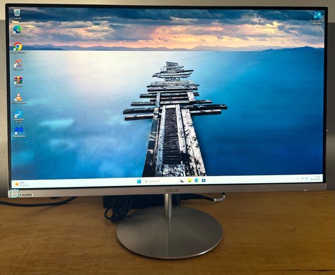 ASUS AiO ZN242iFD Tout-en-un 23,8", Core i7-7700HQ 2,8 GHz 16 Go HHD 1 To + SSD 256 Go