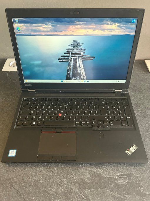 Lenovo ThinkPad P52 – Intel Core i7-8850H – 16 Go RAM – SSD NVMe 256 Go – Windows 11 Pro 25H2