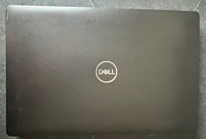 Dell Latitude 5500 15,6" – Intel Core i5-8365U – 16 Go RAM – SSD 256 Go – Windows 11 Pro 25H2 - Copi