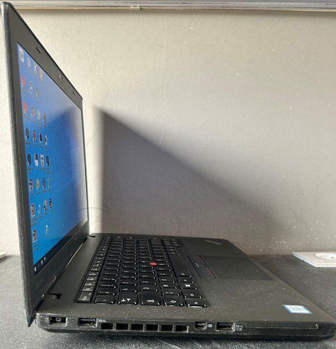 LENOVO THINKPAD T460 / i5 / 8Go / 500Go HHD / wifi / webcam / écran 14“ Windows 10 pro -