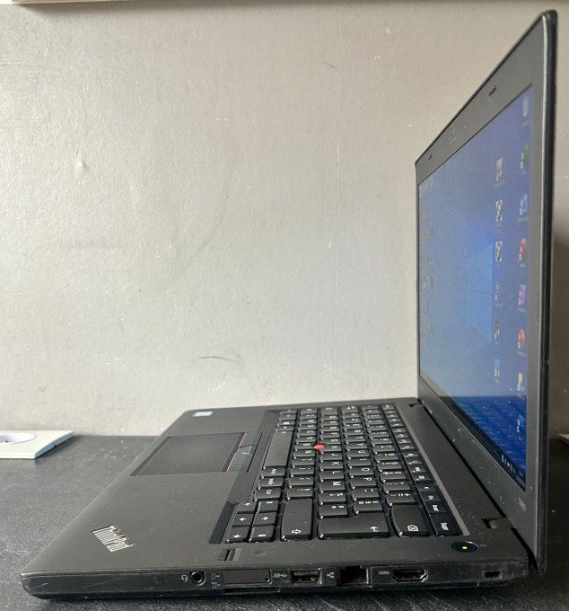 LENOVO THINKPAD T460 / i5 / 8Go / 500Go HHD / wifi / webcam / écran 14“ Windows 10 pro -