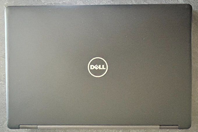 Dell Latitude 5580 15,6" i5 – 8 Go RAM – SSD 256 Go AZERTY -TACTILE