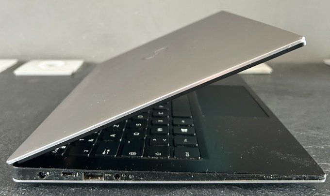 Dell XPS 13 9350 Tactile – Intel Core i5 – 8 Go – SSD 256 Go – AZERTY