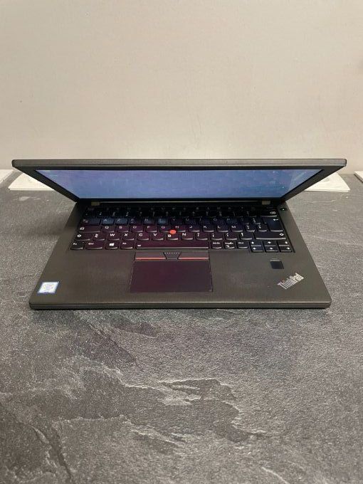 Lenovo ThinkPad x270 12,5" Core i5 2,4 GHz - 500 Go - 8 Go AZERTY - Français - 