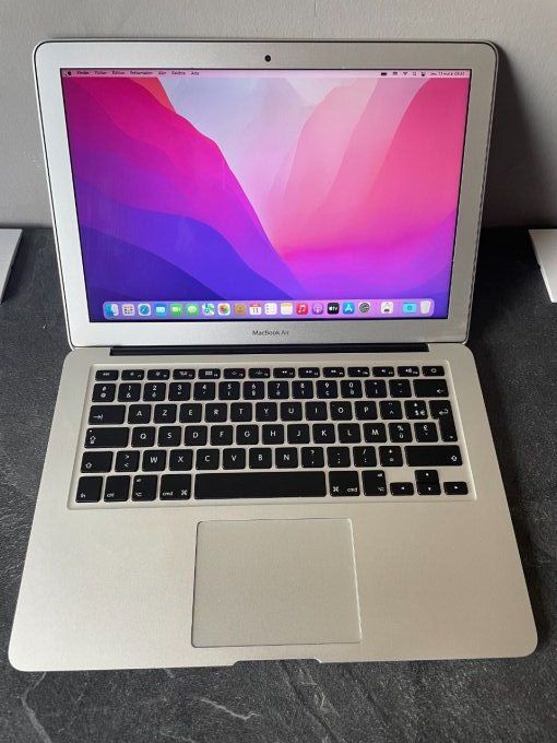 MacBook Air 13" i7 8 Go 256 Go SSD (2017) - AZERTY - Français 