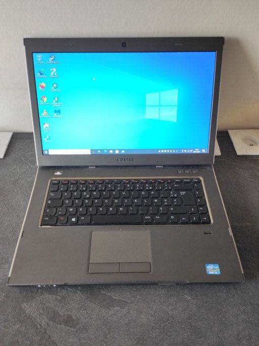 Dell Vostro 3560 15,6" Core i3 2,4 GHz - 500 Go - 4 Go AZERTY